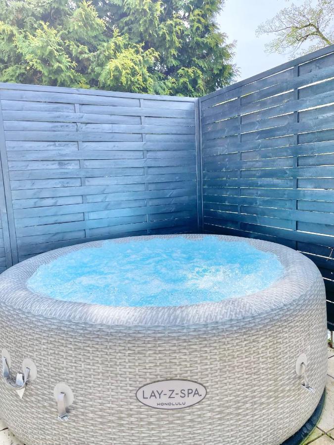 Whirlpool - Zentral - Designloft Mit Xxl Terrasse Lejlighed Wiesbaden Eksteriør billede