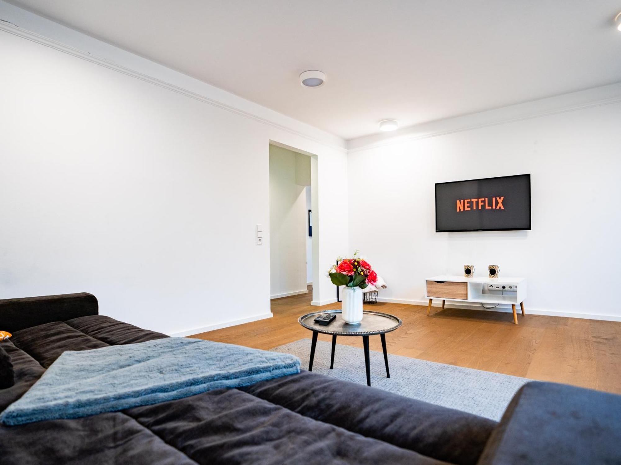 Whirlpool - Zentral - Designloft Mit Xxl Terrasse Lejlighed Wiesbaden Eksteriør billede