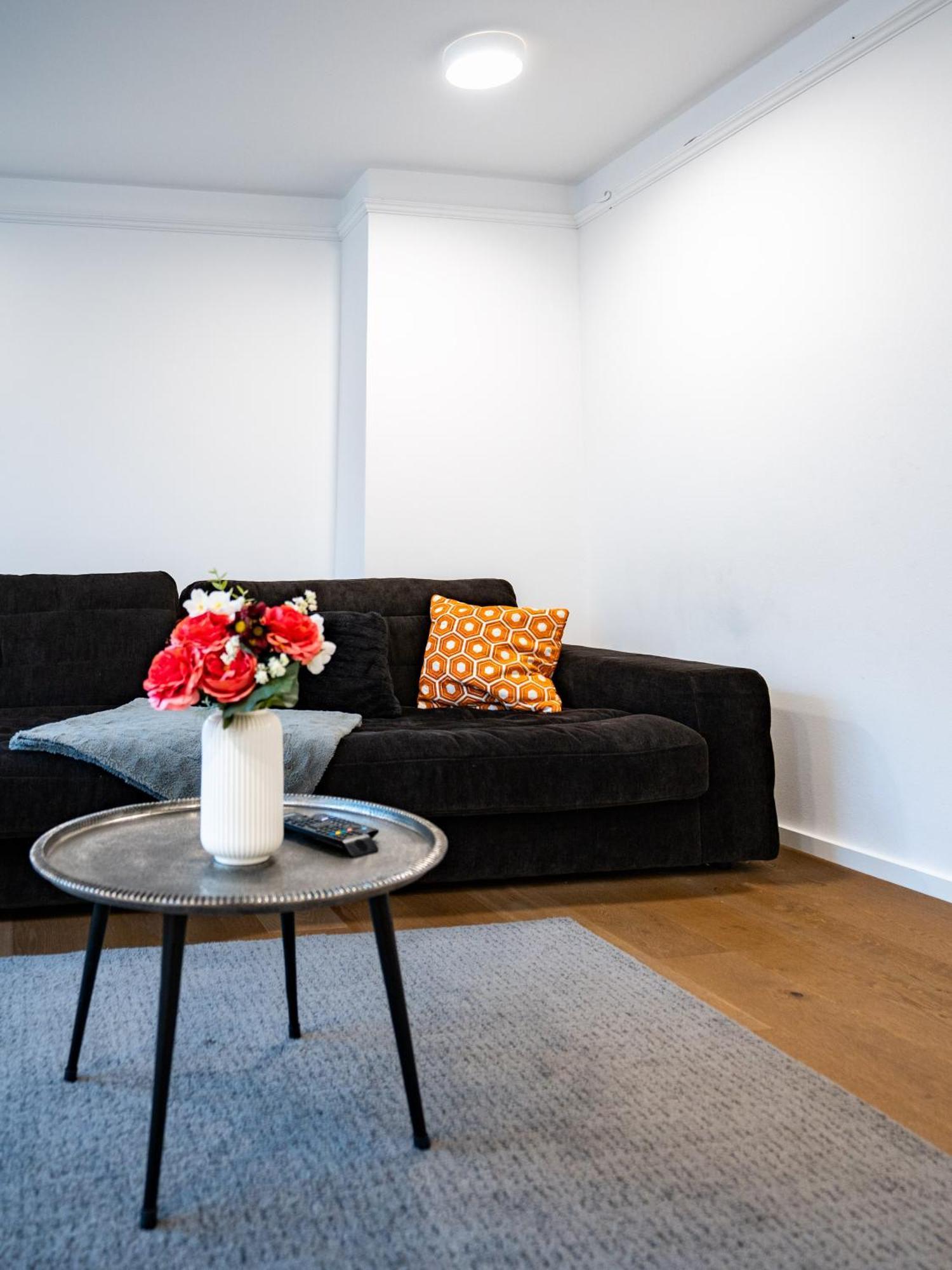 Whirlpool - Zentral - Designloft Mit Xxl Terrasse Lejlighed Wiesbaden Eksteriør billede